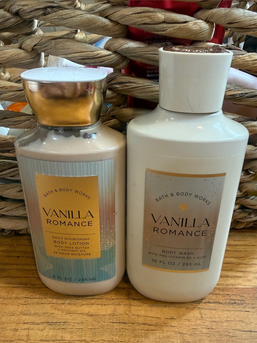 Bath and body works discontinued vanilla romance body wash and lotion set